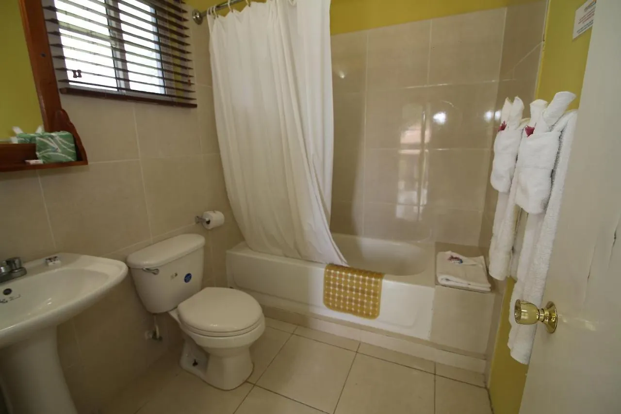 ****  Seastar Inn Negril Jamaica